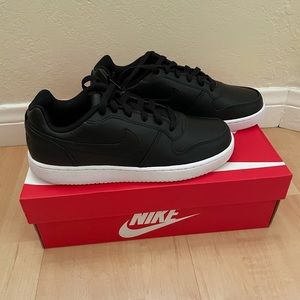 Women’s Nike Ebernon Low Sneaker